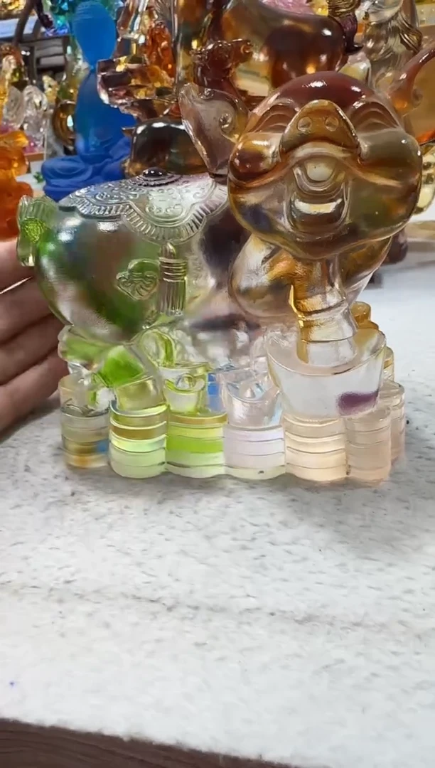 琉璃手工艺品猪微瑕·不退不换·介意勿拍