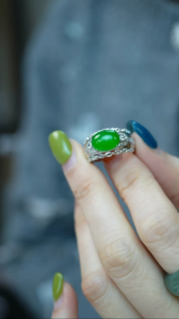 18K金镶嵌戒指翡翠38-戒指/姿/1