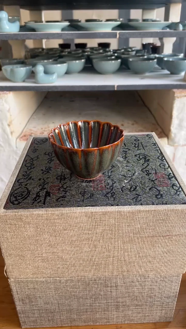 矿石釉 菊瓣杯 微瑕 无款 80ml