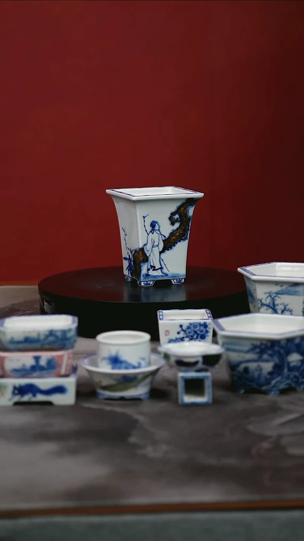 釉下五彩写意内口7外口8.8内高7