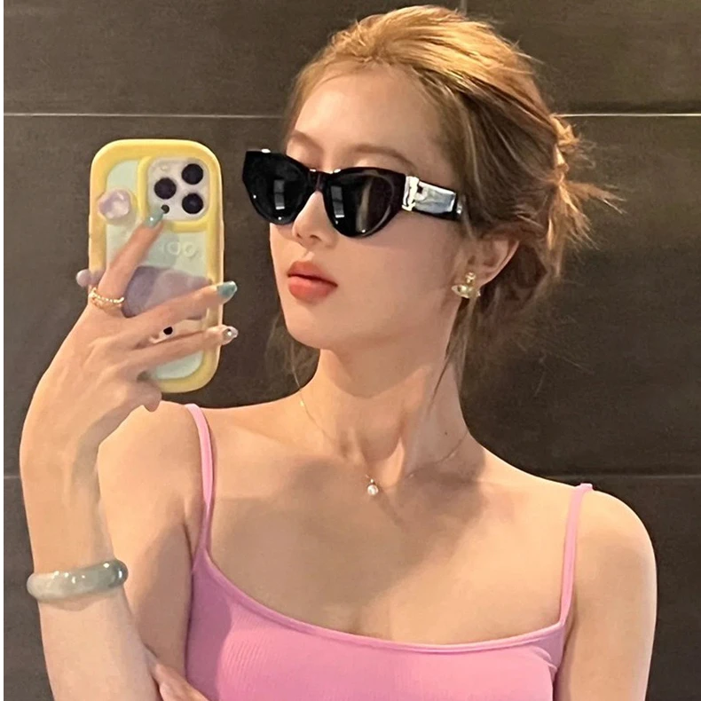 复古猫眼墨镜女高级感遮阳太阳镜防紫外线时尚百搭