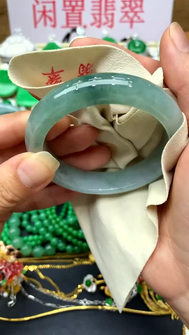 翡翠手镯未镶嵌471-中国好珍宝