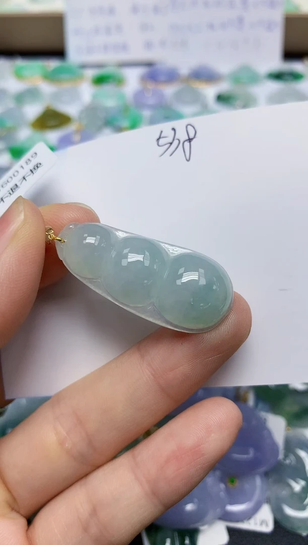 翡翠18K金镶嵌颈饰天然缅甸翡翠A货