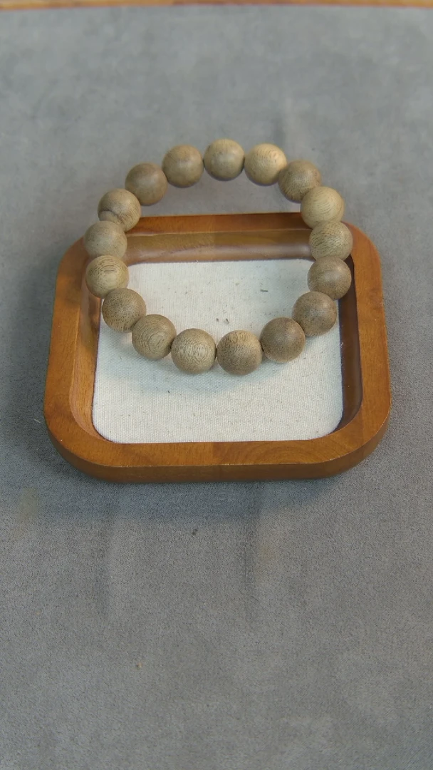 【闪购商品】沉香手串海南黄油格1.3