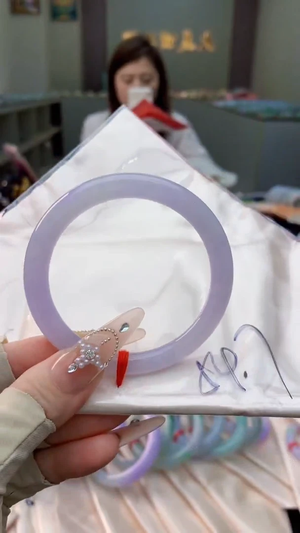 未镶嵌手镯翡翠0685163032