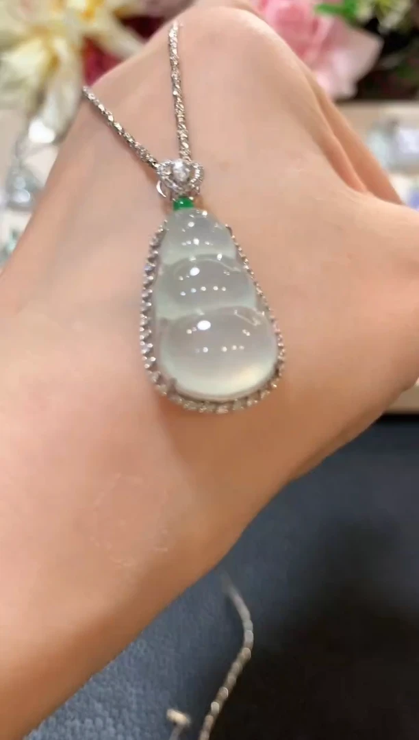 吊坠(不含链)18K金镶嵌翡翠z54