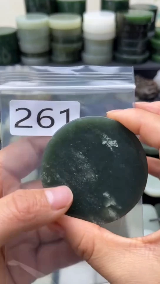 未镶嵌和田玉珠宝半成品镯芯