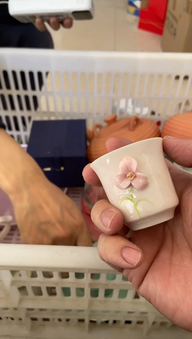 杯无运费险有瑕疵的摄影的产品有使用过的痕迹有点脏介意勿拍