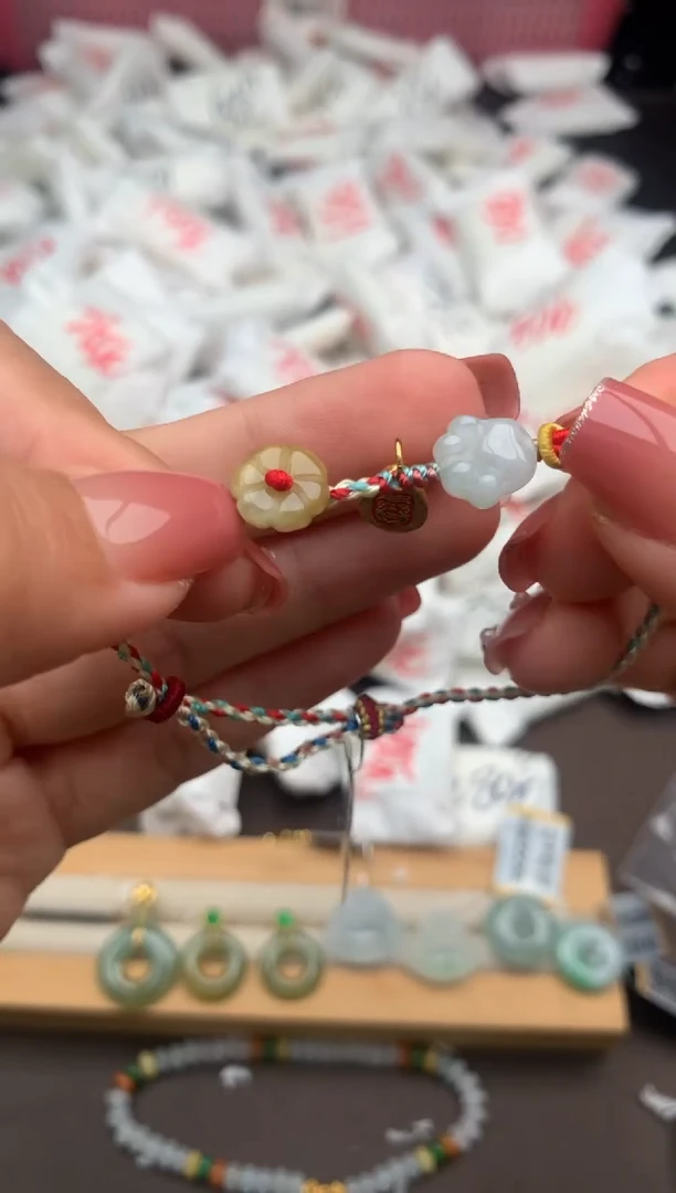 【闪购商品】翡翠手绳银S925镶嵌一