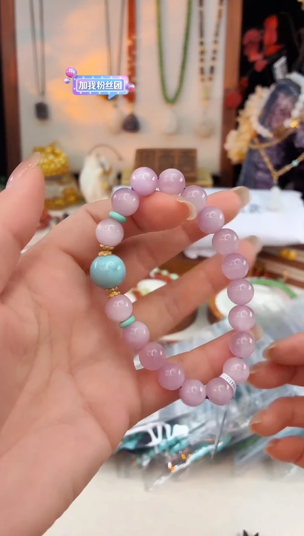 未镶嵌锂辉石1@@C983B018373