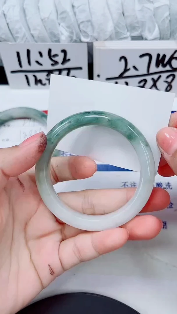 未镶嵌手镯石英质玉272-53/54
