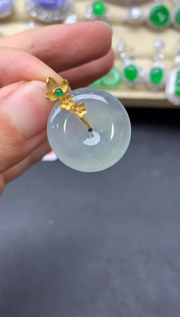 翡翠18K金镶嵌颈饰284-中国好珍宝