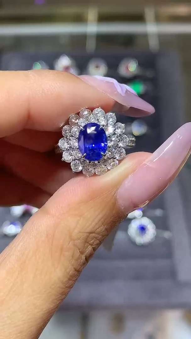 戒指蓝宝石18K金镶嵌1.59CT