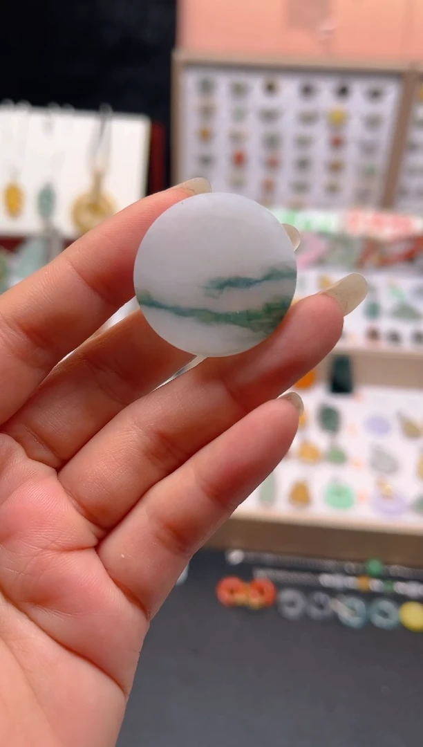 【闪购商品】翡翠颈饰未镶嵌吊坠