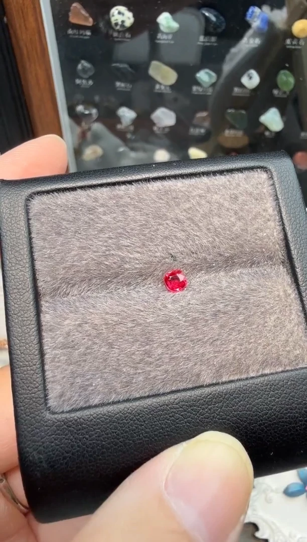 裸石尖晶石绝地0.3ct-A620-1p