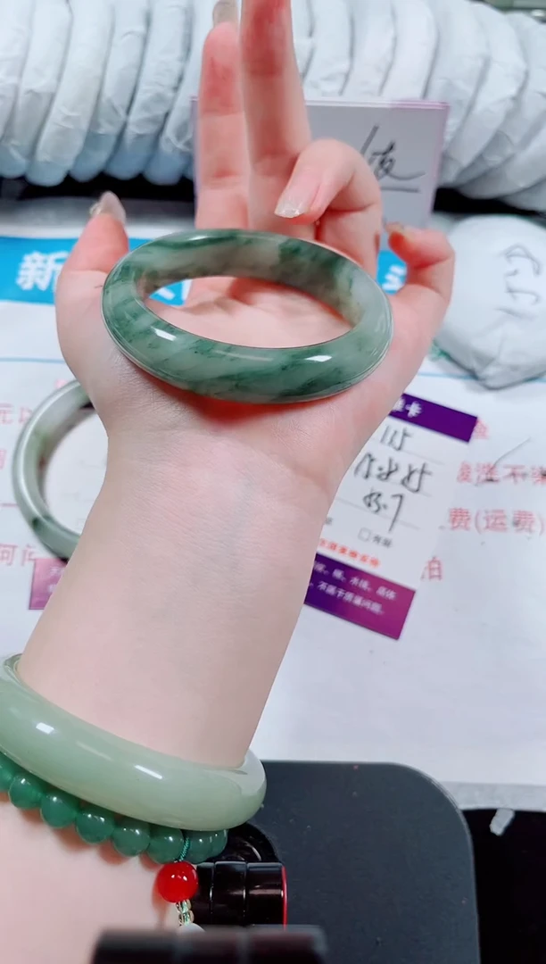 未镶嵌手镯石英质玉135-53/54
