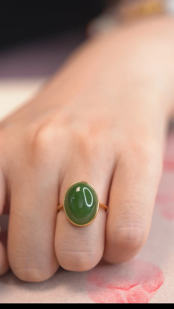 未镶嵌戒指和田玉和田玉戒指