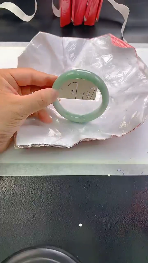 未镶嵌手镯翡翠137