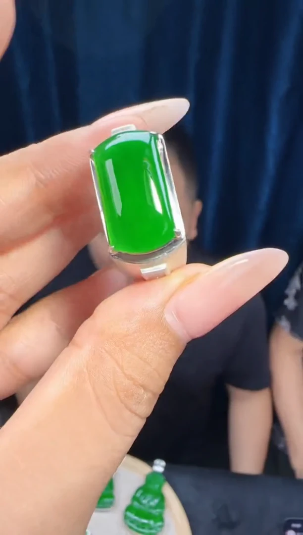 未镶嵌定制翡翠翡翠戒指105