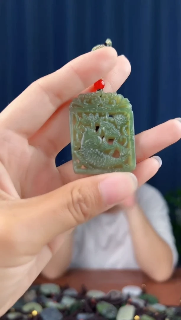 颈饰未镶嵌和田玉拍一发一，多样性发货