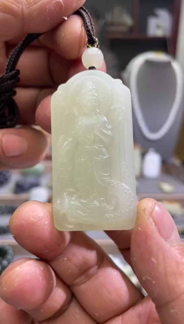 颈饰未镶嵌和田玉观音牌