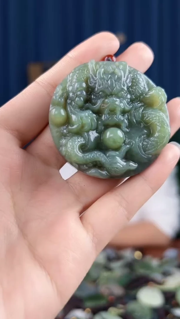 未镶嵌和田玉挂件拍一发一，