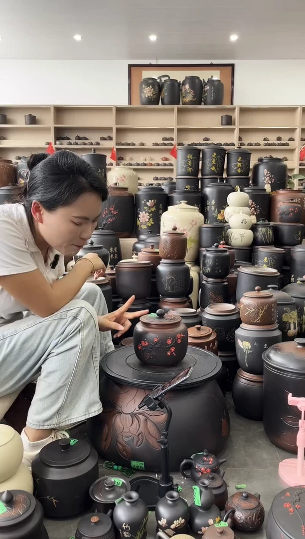 罐瑕疵茶叶罐  红梅苹果  791