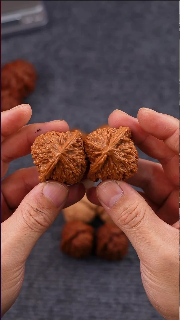 吊坠文玩核桃文玩核桃