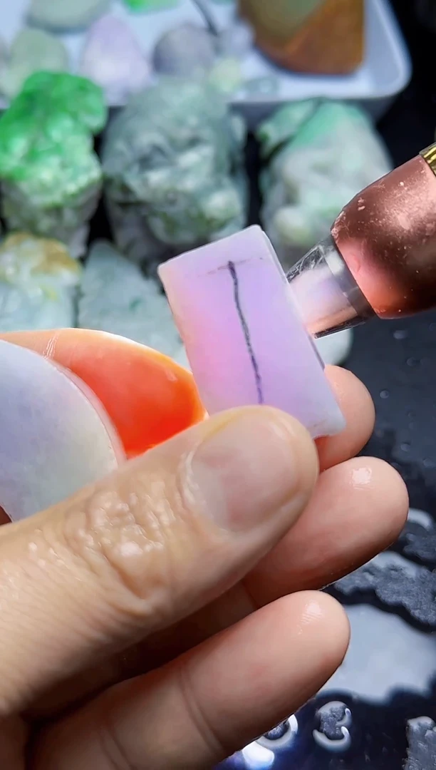 未镶嵌挂件翡翠052