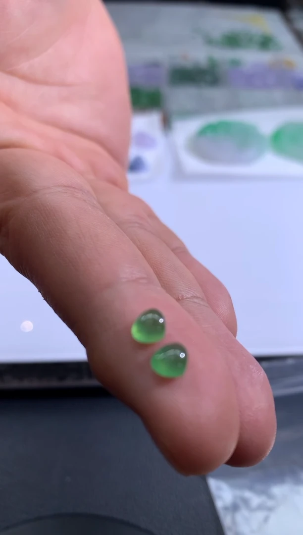 【闪购商品】定制翡翠未镶嵌翡翠