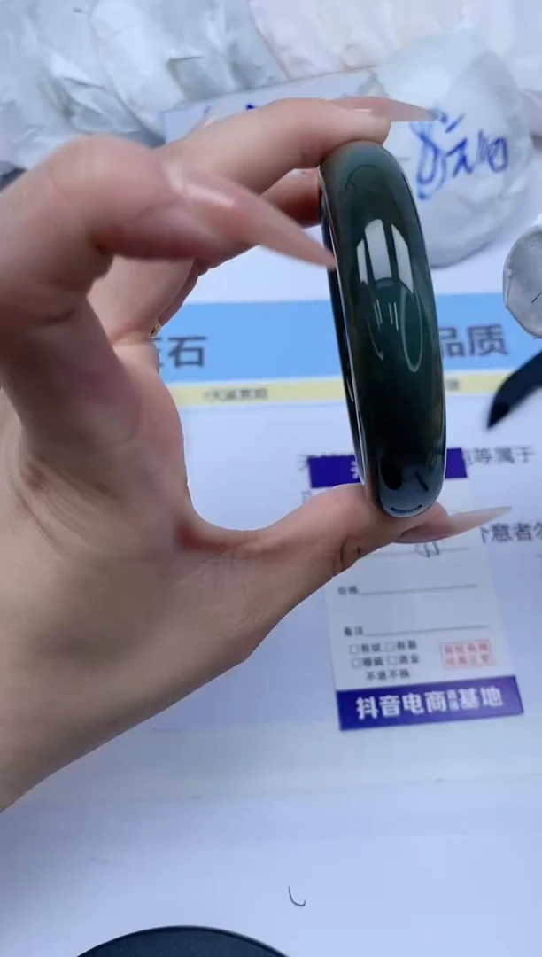 和田玉手镯未镶嵌179/55/糖色