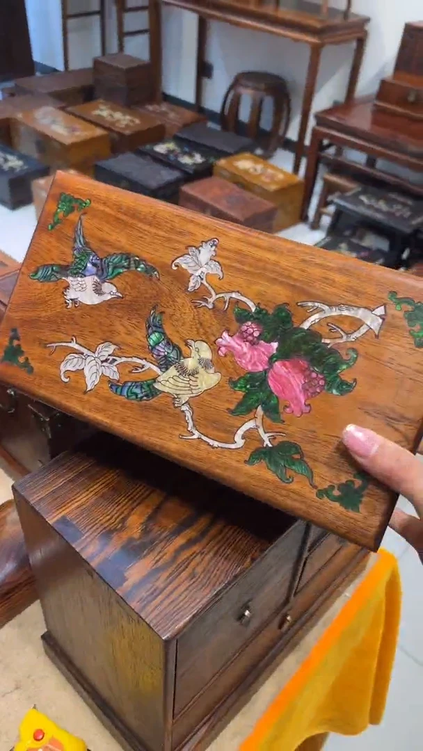 【闪购商品】木鸟踏花枝螺钿首饰盒