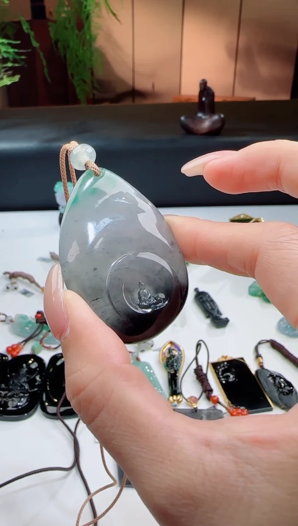 颈饰未镶嵌翡翠【小四】