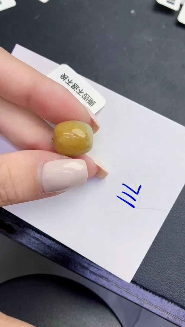 颈饰未镶嵌翡翠缅甸天然翡翠A货