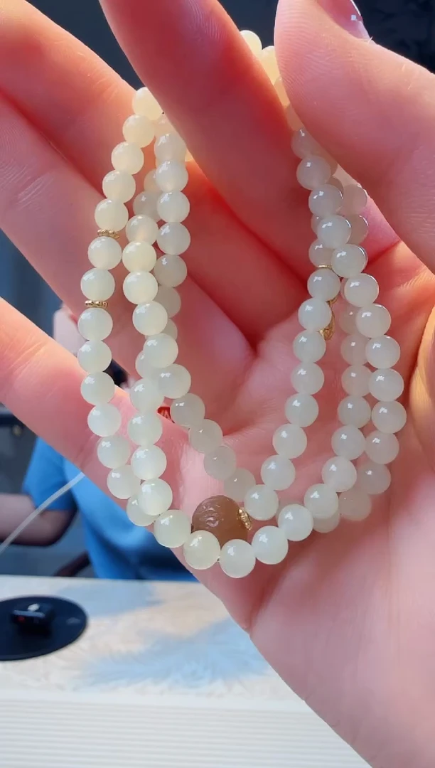 18K金镶嵌手串和田玉闪购 新疆和田玉