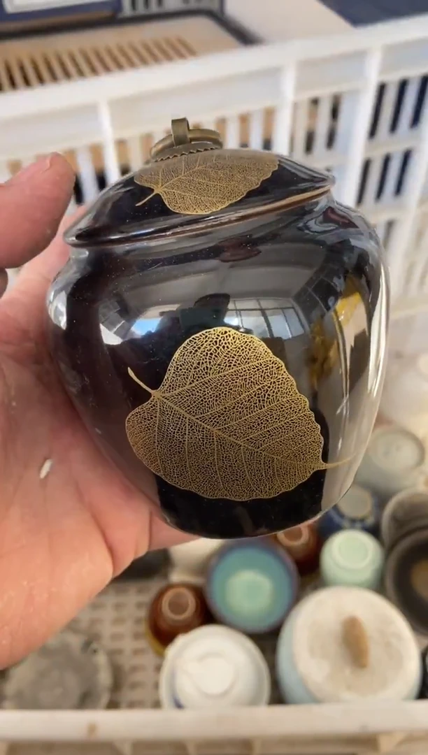 杯无运费险有瑕疵的摄影的产品有使用过的痕迹有点脏介意勿拍