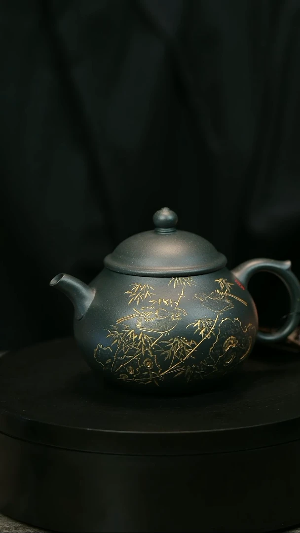茶壶紫砂茶*H2050余海燕描金刻绘秋水
