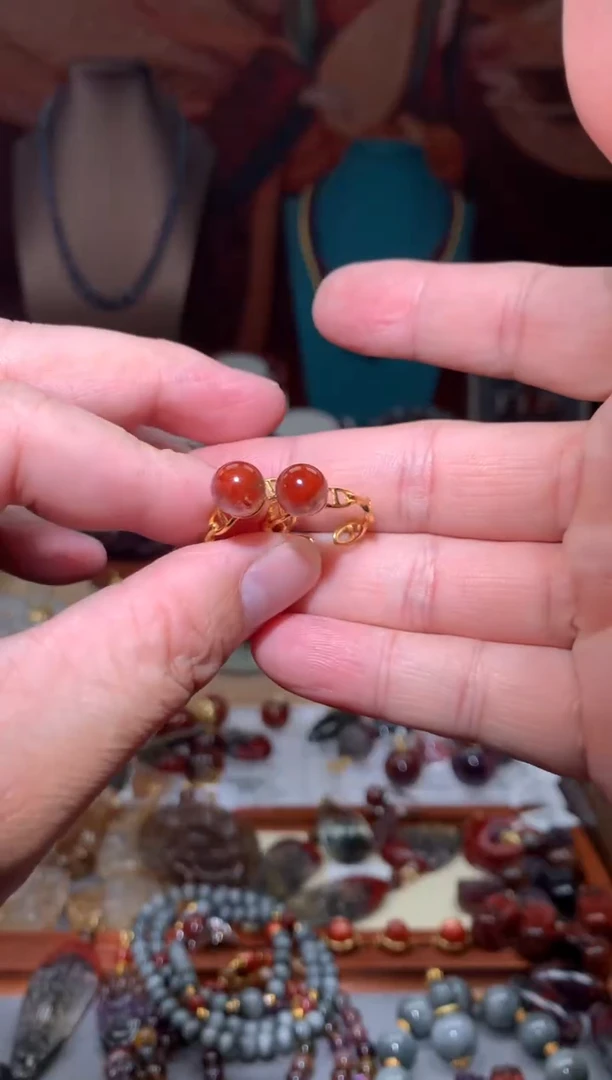 未镶嵌珠宝半成品水晶红极光戒指，多样性发其一