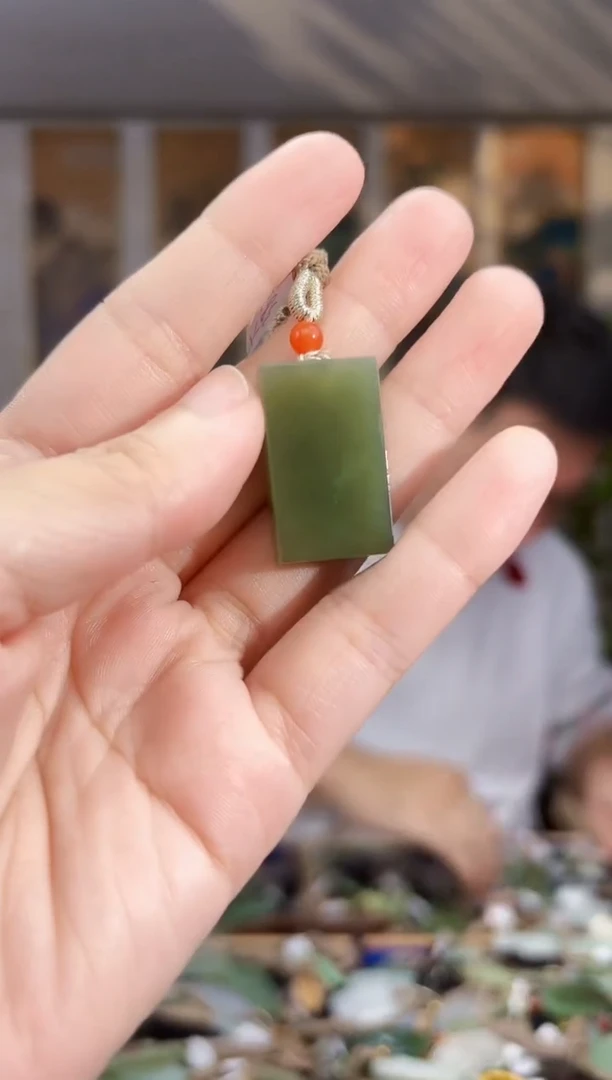 和田玉未镶嵌挂件拍一发一