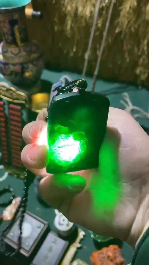 玉米福满专属链接    黑牌子