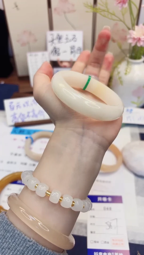 【闪购商品】石英质玉手镯未镶嵌48-财气镯-圈口58