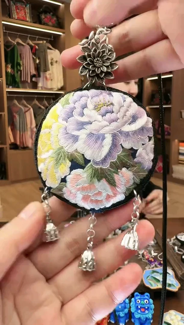 【闪购商品】织绣468黔东南苗族刺绣