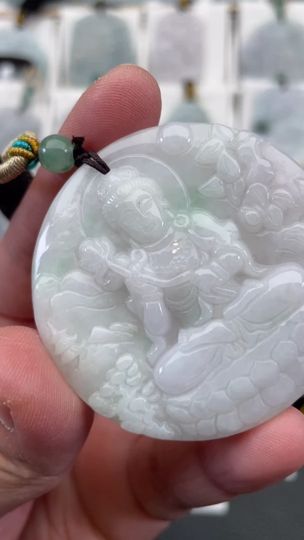 颈饰未镶嵌翡翠天然缅甸翡翠A货108