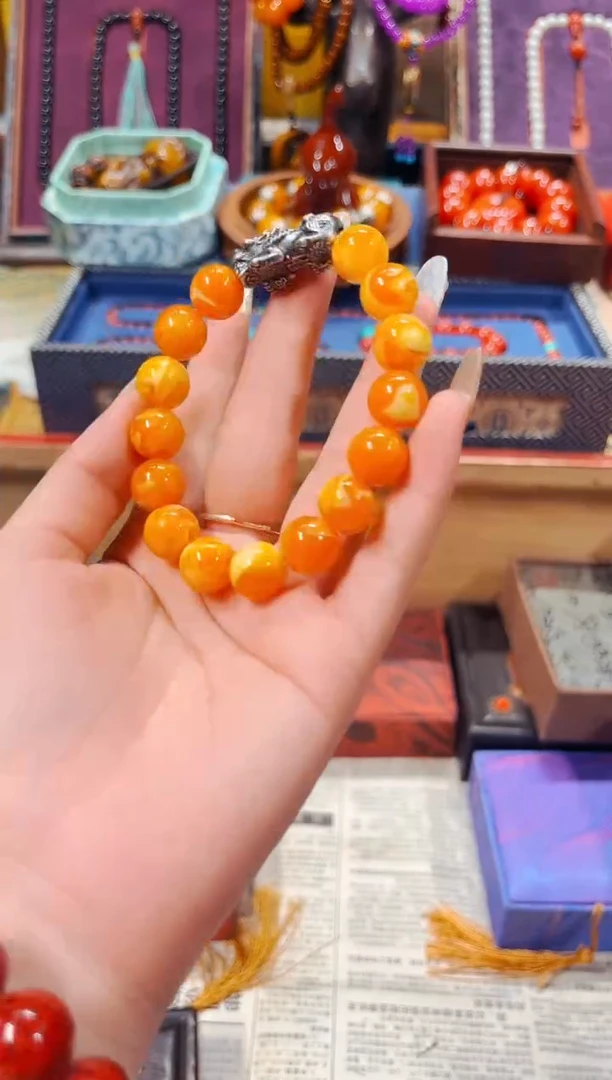 【闪购商品】蜜蜡颈饰未镶嵌年关将至，最后一场270