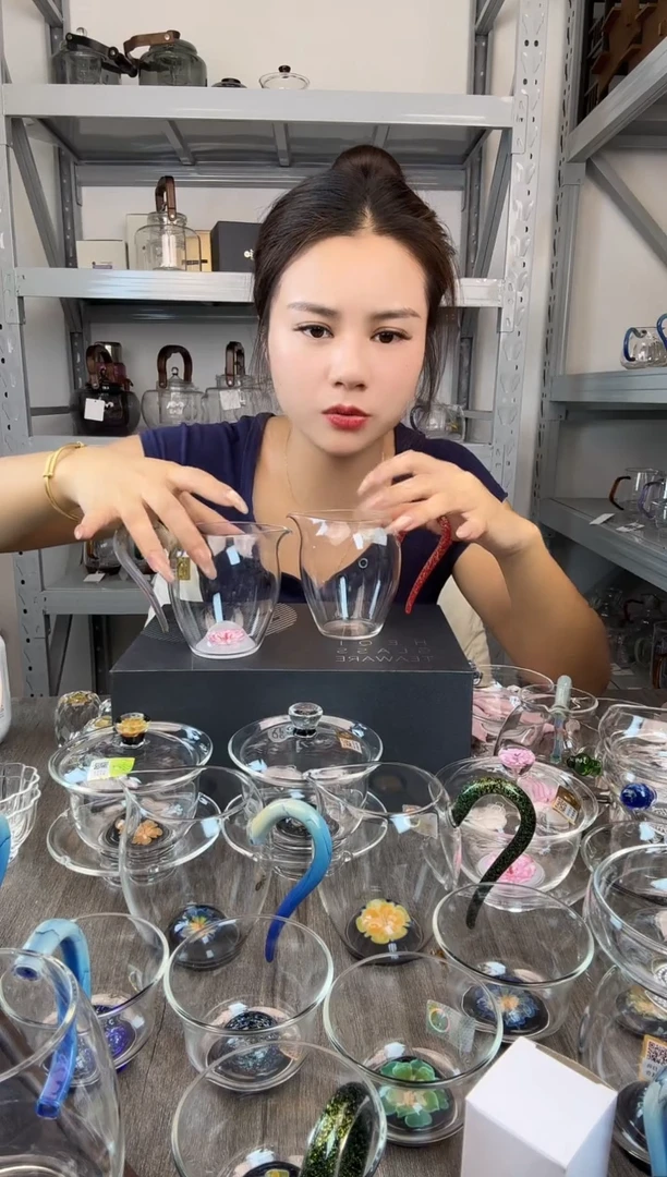水晶玻璃无盖款杨禾器  棠韵粉玉公道杯 普通盒