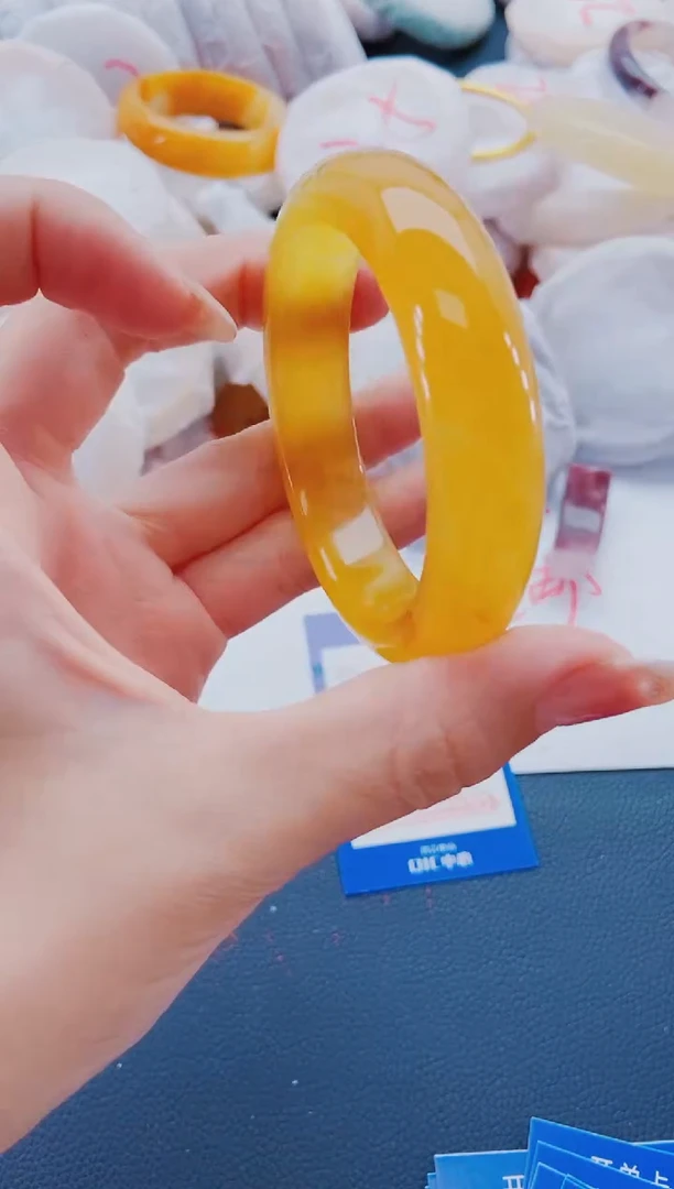 未镶嵌手镯石英质玉M213-54-55