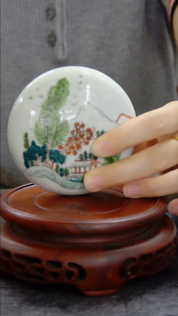 瓶粉彩山水纹印泥盒#63#