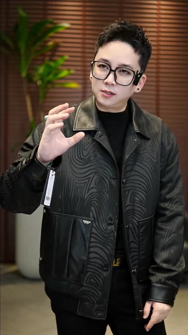 ，*54码（160-175斤）拼皮加棉夹克