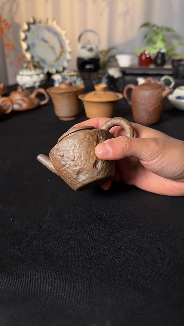 壶陶老岩泥如意纹壶100cc