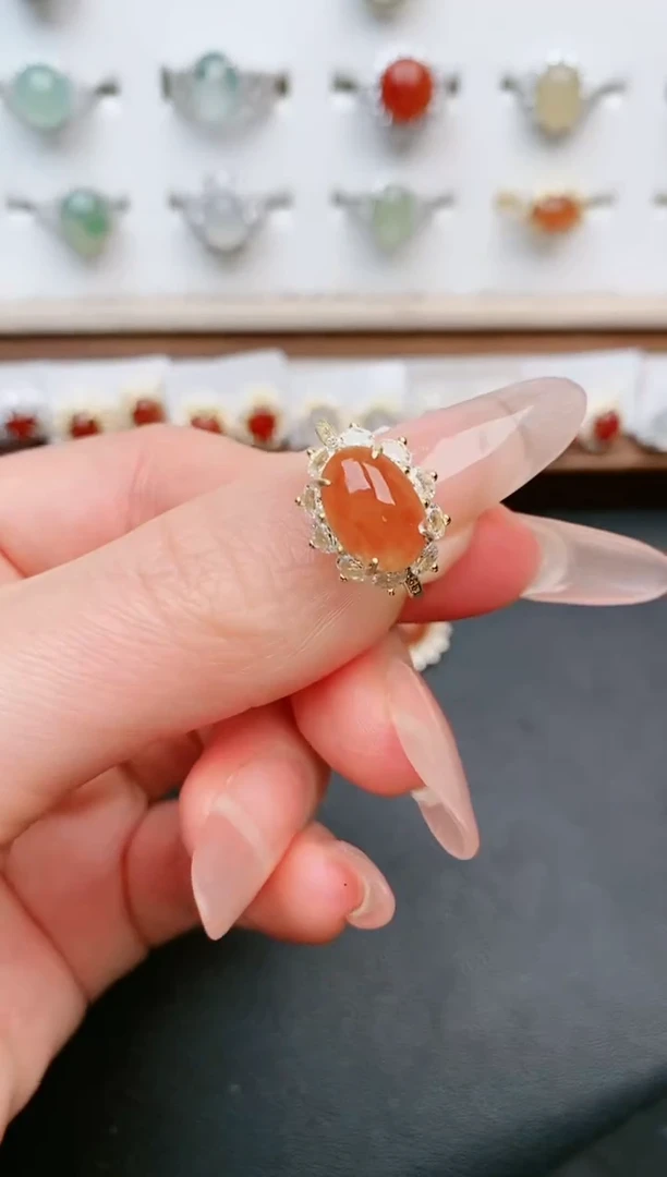 【闪购商品】翡翠戒指银S925镶嵌....